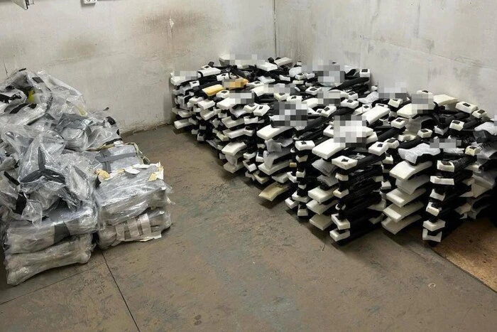 Die Sonderoperation 'Spinnennetz' wurde über anderthalb Jahre vorbereitet: Wo die Drohnen versteckt waren (Fotos, Videos)