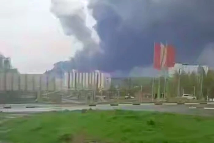 Drohnen haben den fünften Flughafen in Russland (Video) angegriffen