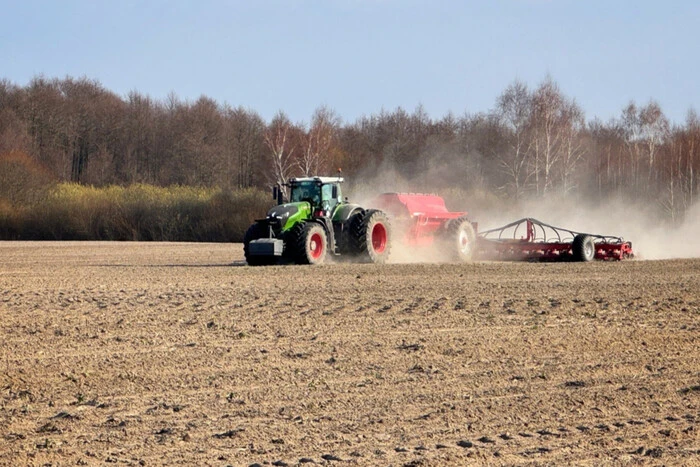 «Minus 10% plonów». Przewodniczący stowarzyszenia rolniczego opowiedział o skutkach anormalnie zimnej wiosny