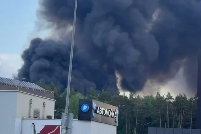 Na fabryce w Podmoskwie wybuchł wielki pożar