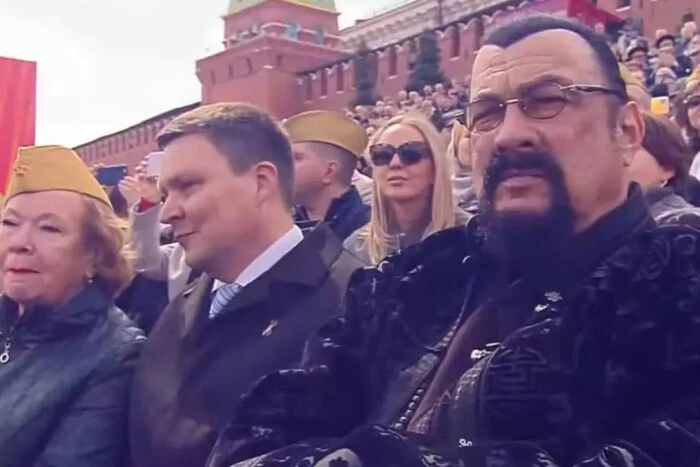 Parade von Putin. Welche ausländischen Stars kamen zum Diktator (Fotos)