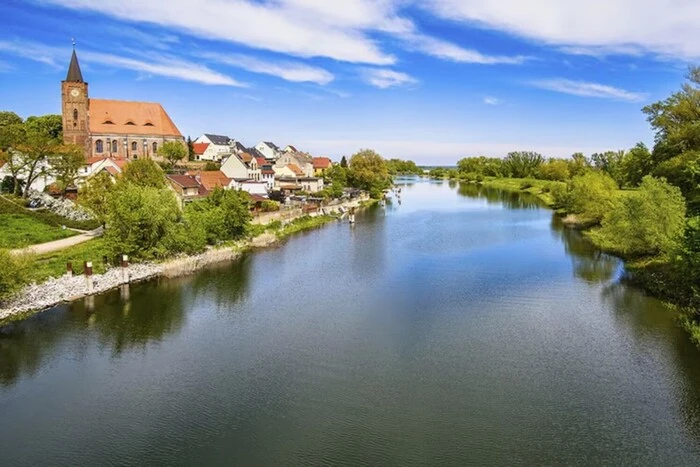 The authorities of the German city offer tourists two weeks of free accommodation, but there is a condition