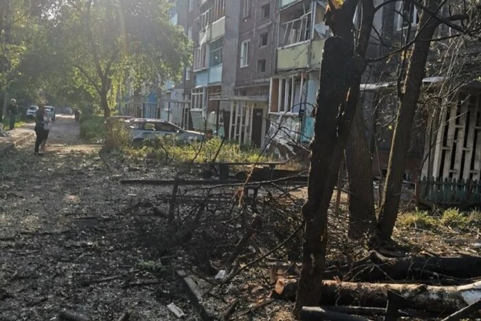 „Znowu wiele cierpienia”. Skutki rosyjskiego ataku na Czernihów