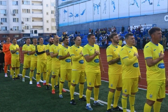 In Kyiv, football stars played a friendly match with front heroes