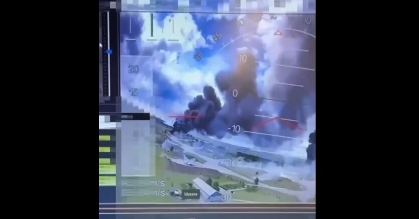 Der SBU zeigte Putin die 'Demilitarisierung' auf ukrainische Art: Die Flugplätze 'Bila', 'Dyagilevo', 'Olenya' und 'Ivanovo' brennen