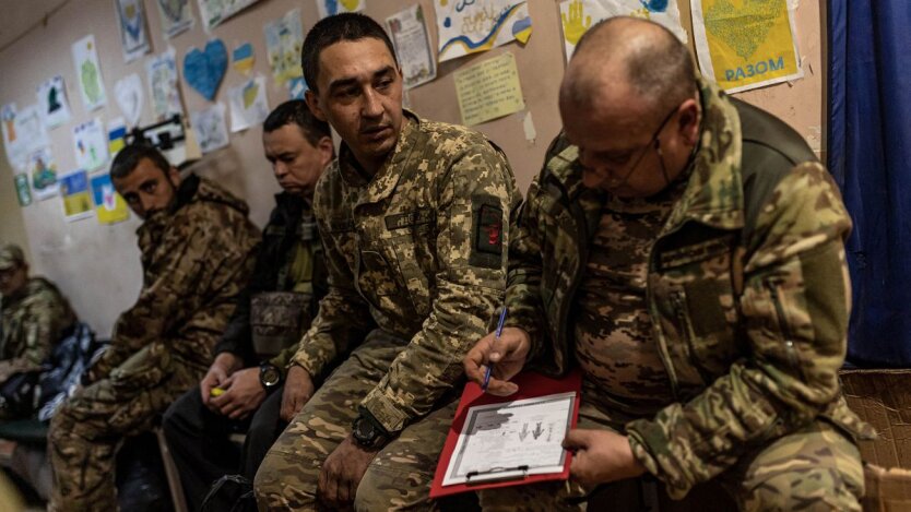 Ausgeschlossen – aber wieder auf der Liste: Wer aus der Ukraine unerwartet wehrpflichtig wurde und wie man das überprüfen kann