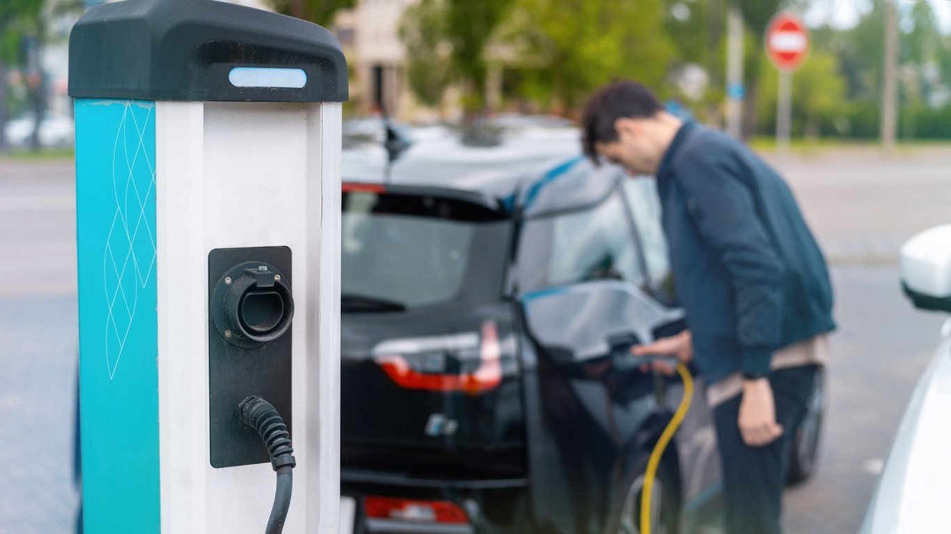 Does fast charging harm electric vehicles?