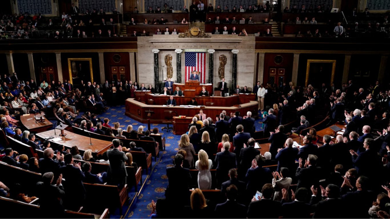 США розглянуть законопроєкт про санкції проти РФ — відома дата