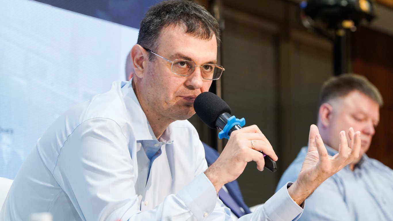 Hetmaniewicz odpowiedział, czy państwo powinno finansować ubezpieczenie