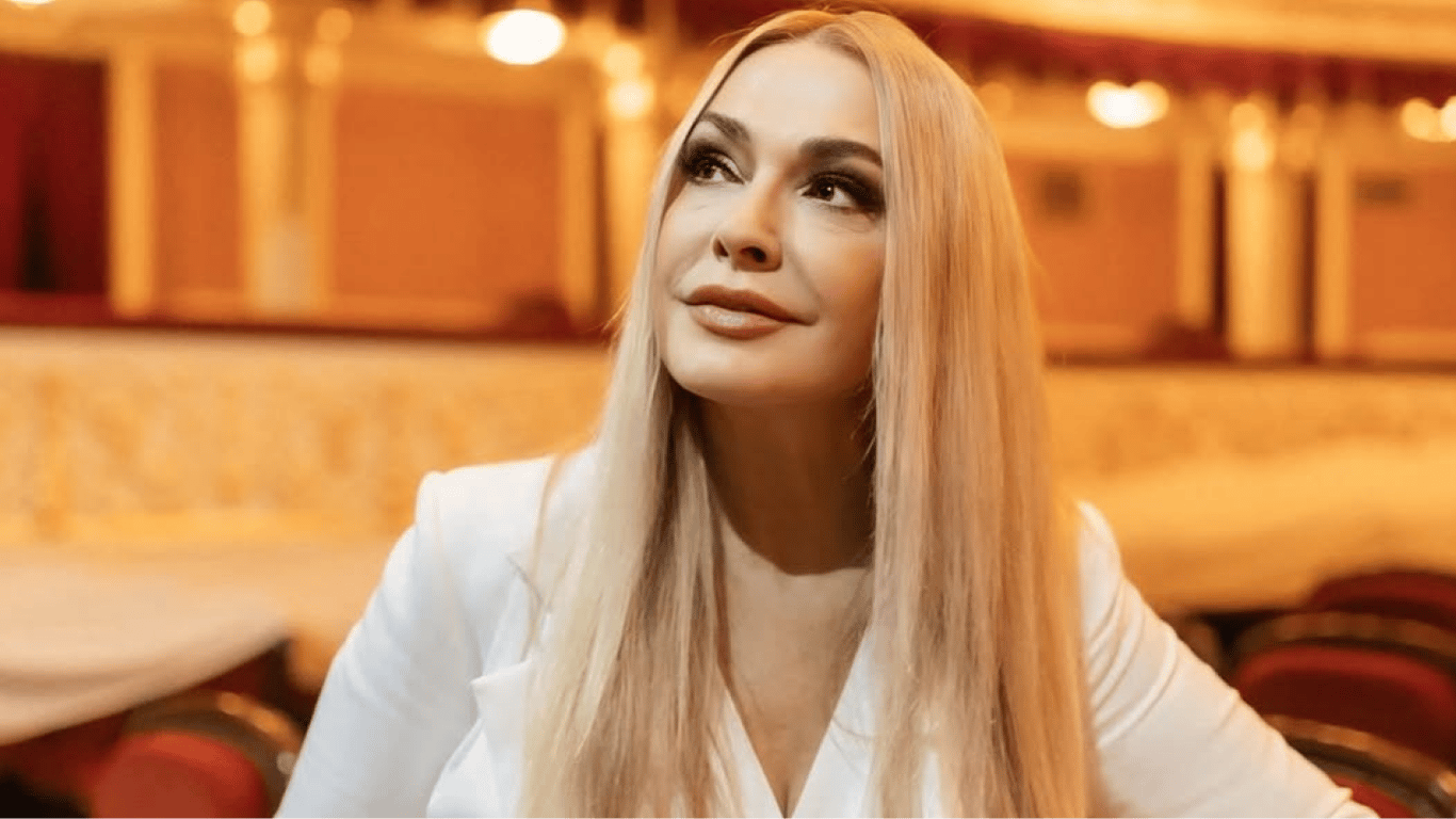 Не впізнати — який вигляд мала Ольга Сумська у 2000-х