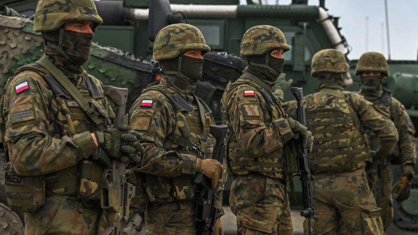 Poland calls hundreds of thousands to military qualification — media explains the purpose