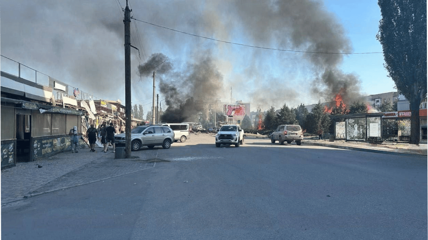 Russia dropped an aerial bomb near the 'Aurora' store in Dobropillya