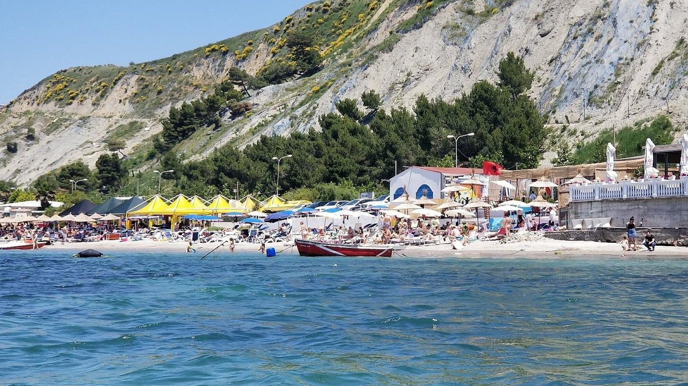 All-inclusive vacation for retirees — two budget options