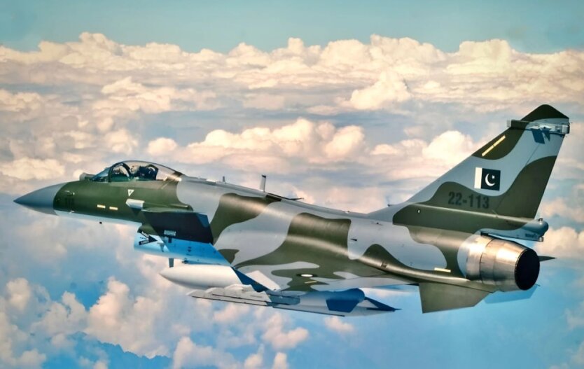 Перемога китайських J-10C над французькими Rafale