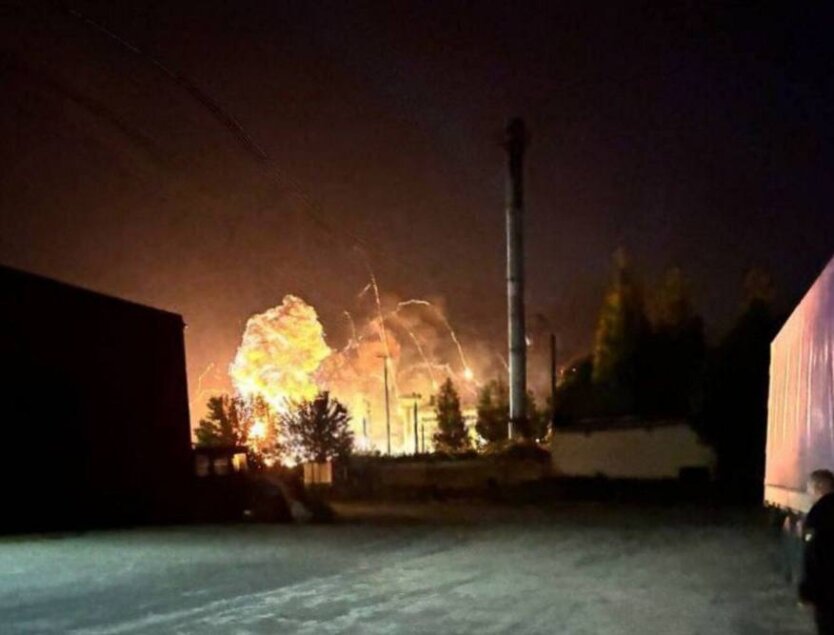 In Brjansk gab es mächtige Explosionen in der Nähe des Flughafens: möglicherweise wurden 